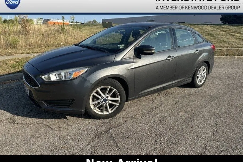 2016 Ford Focus SE photo 1