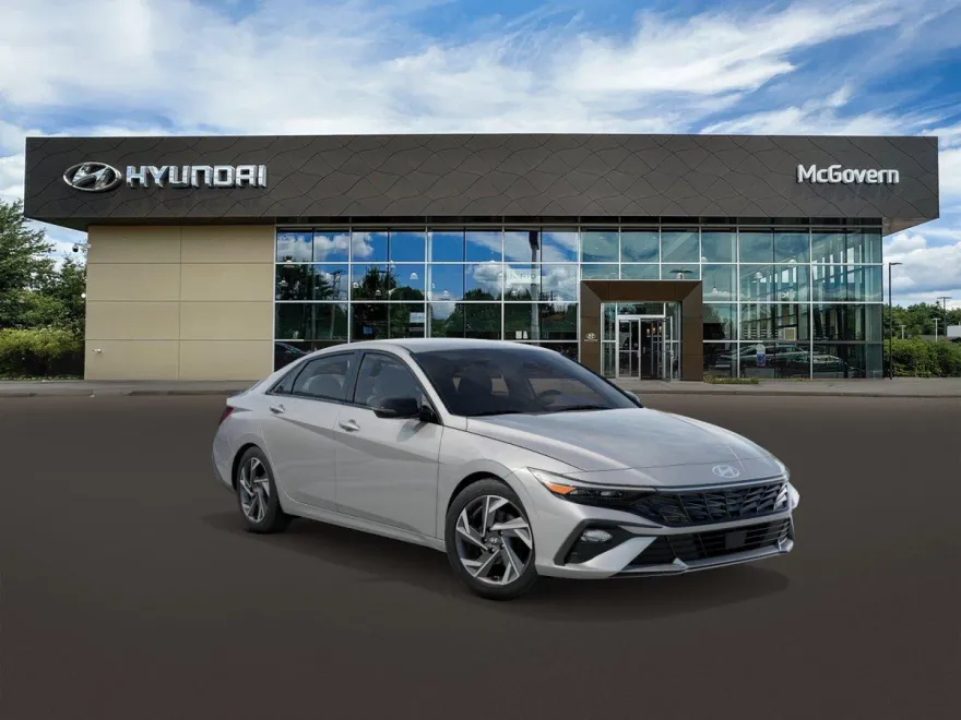 2025 Hyundai Elantra SEL Sport photo 1