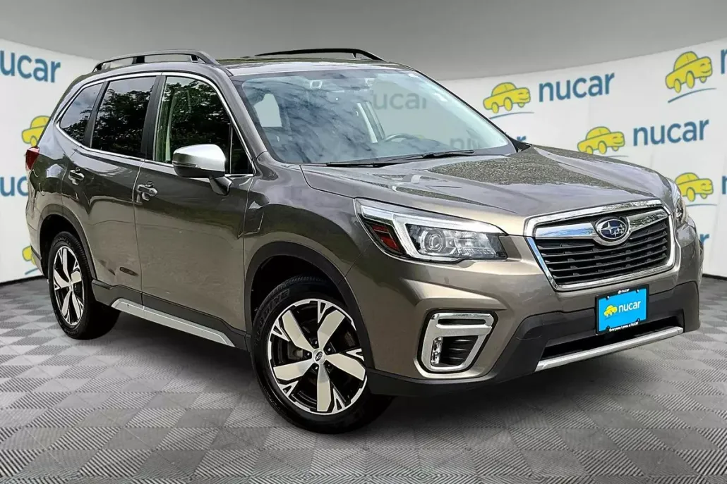 2020 Subaru Forester Touring photo 1