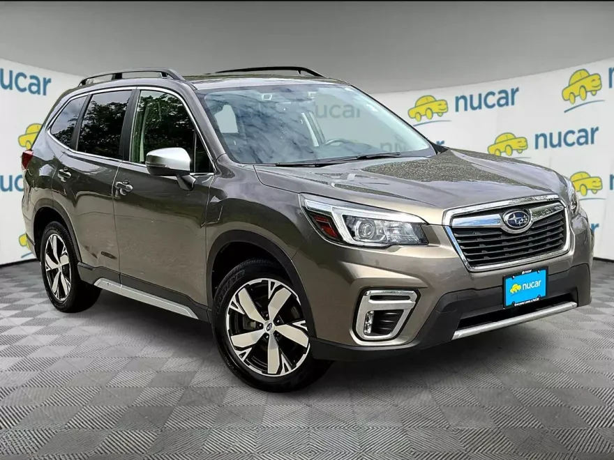 2020 Subaru Forester Touring photo 1