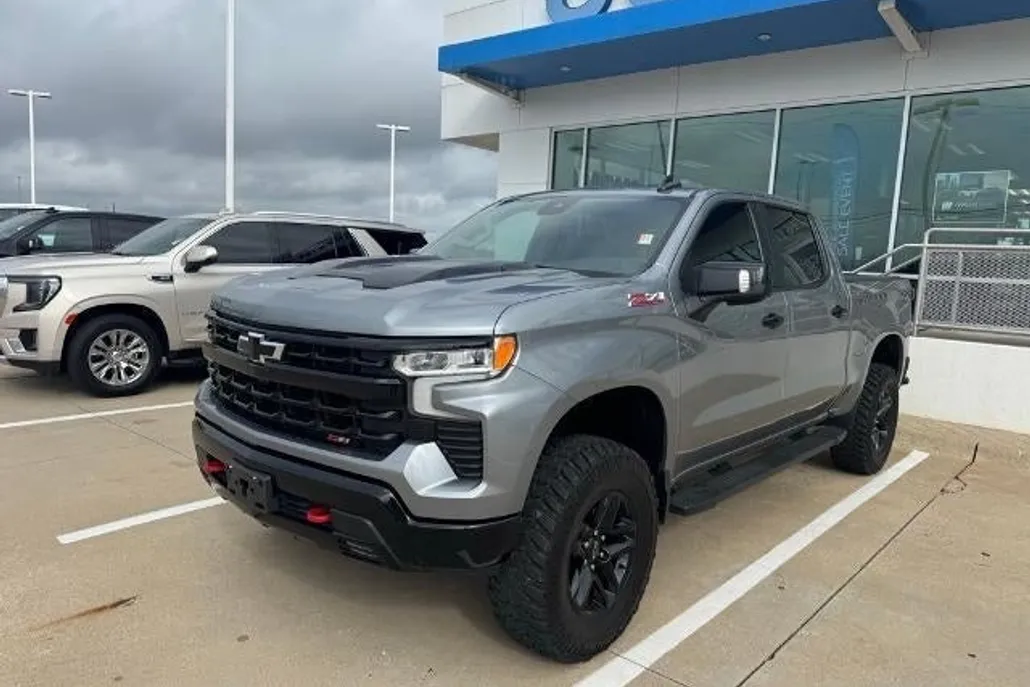 2023 Chevrolet Silverado 1500 LT Trail Boss photo 1