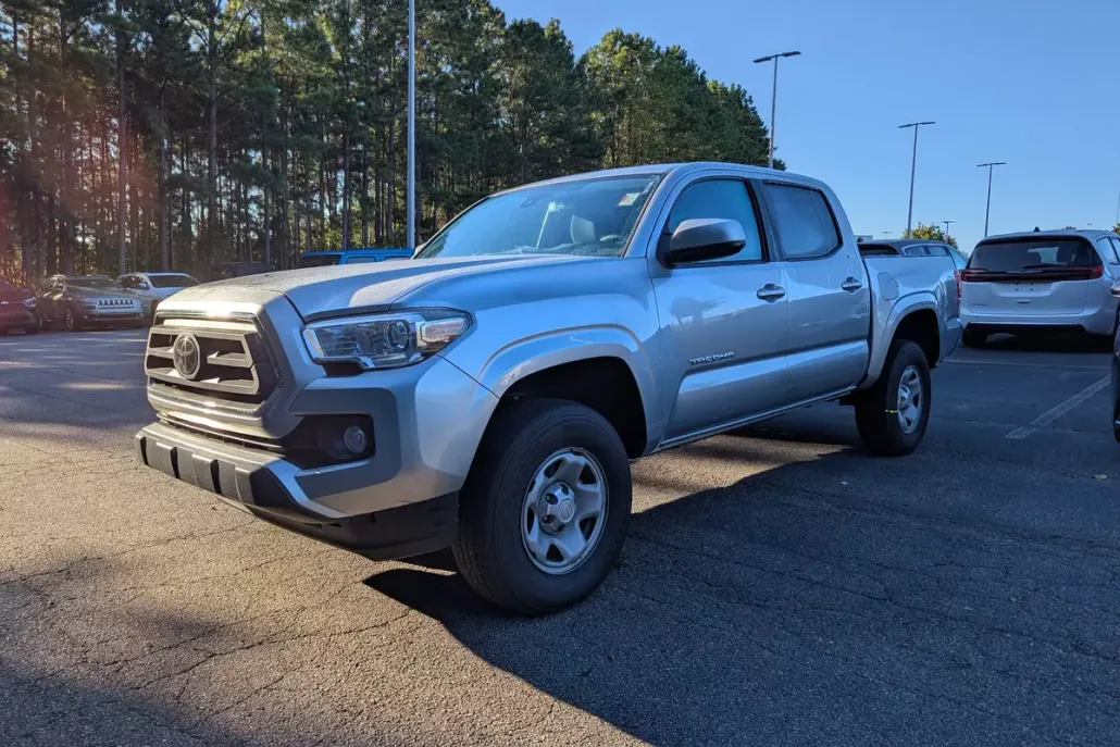 2023 Toyota Tacoma SR5 Double Cab photo 1