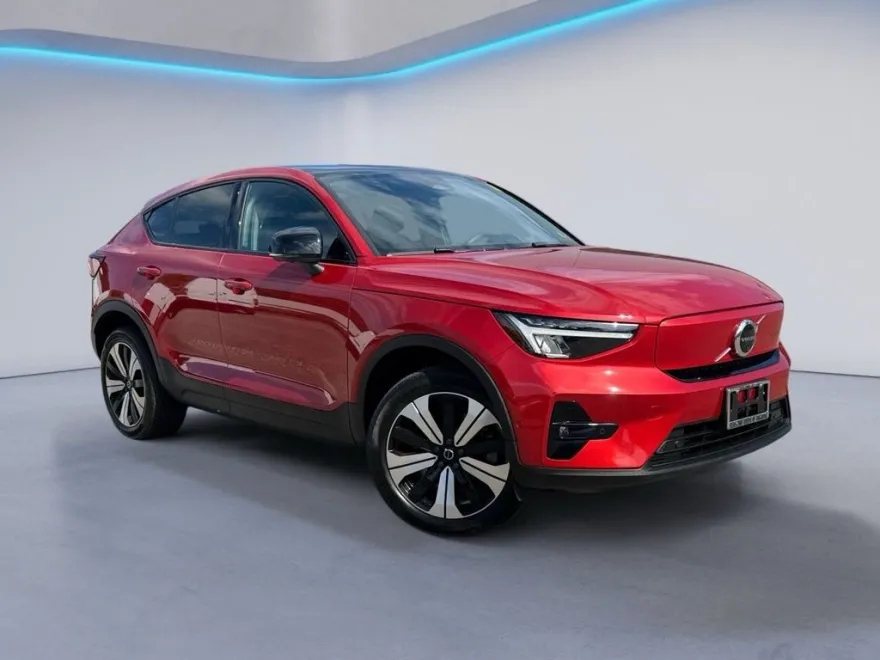 2023 Volvo C40 Recharge Plus photo 1
