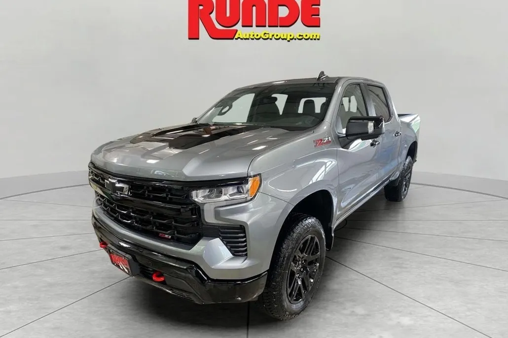 2025 Chevrolet Silverado 1500 LT Trail Boss photo 1