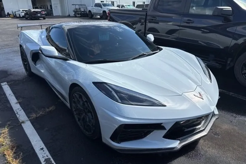 2023 Chevrolet Corvette Stingray 2LT photo 1