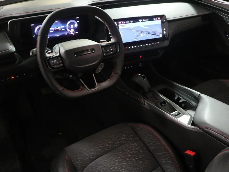 2025 Dodge Charger R/T photo 14