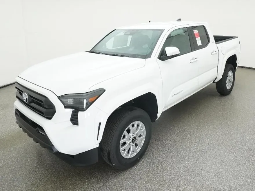 2025 Toyota Tacoma SR5 photo 1