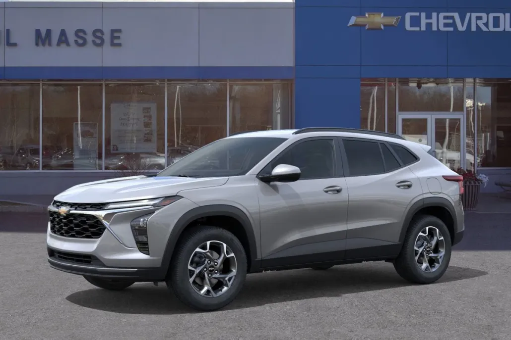 2026 Chevrolet Trax LT photo 1
