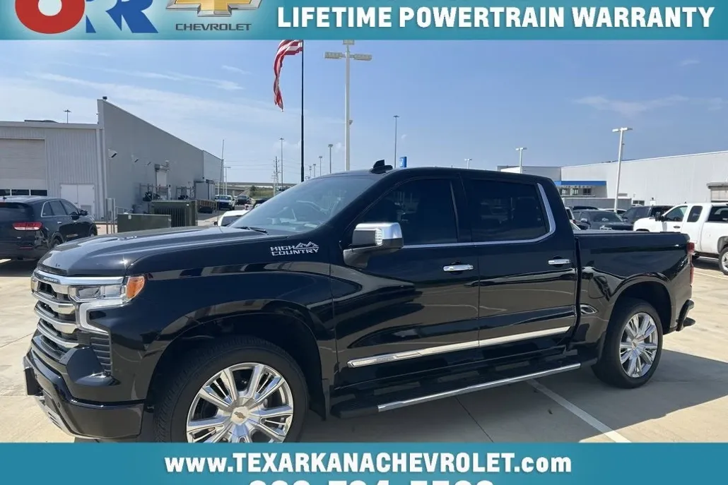 2025 Chevrolet Silverado 1500 High Country photo 1