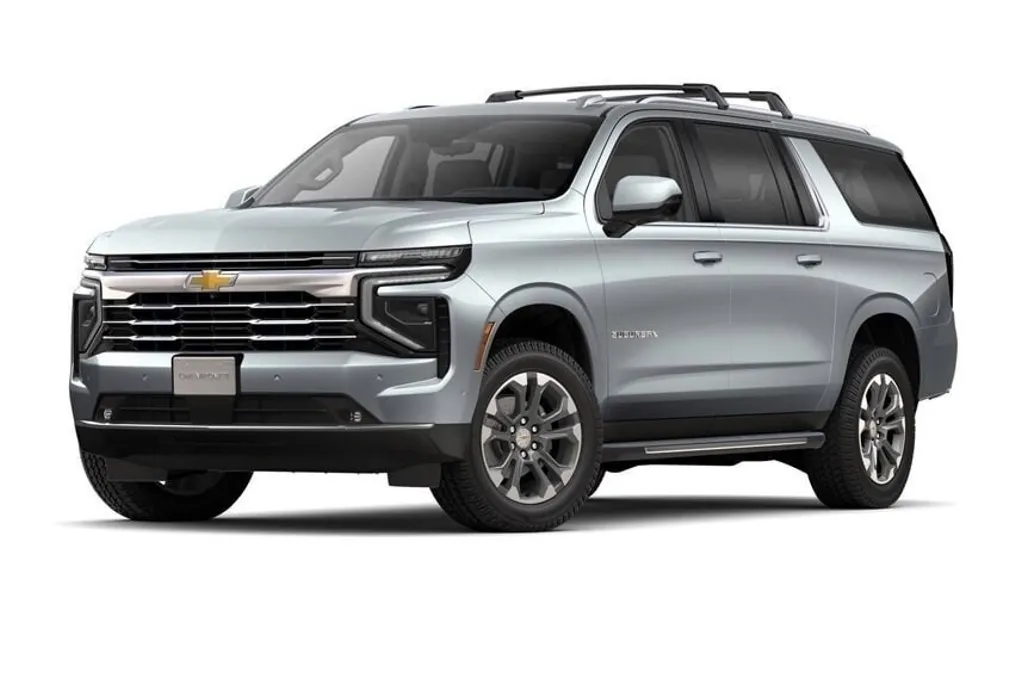 2025 Chevrolet Suburban LT photo 1