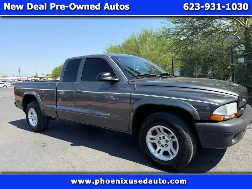 2003 Dodge Dakota Club Cab photo 1