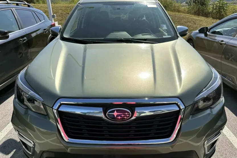 2021 Subaru Forester Touring photo 1