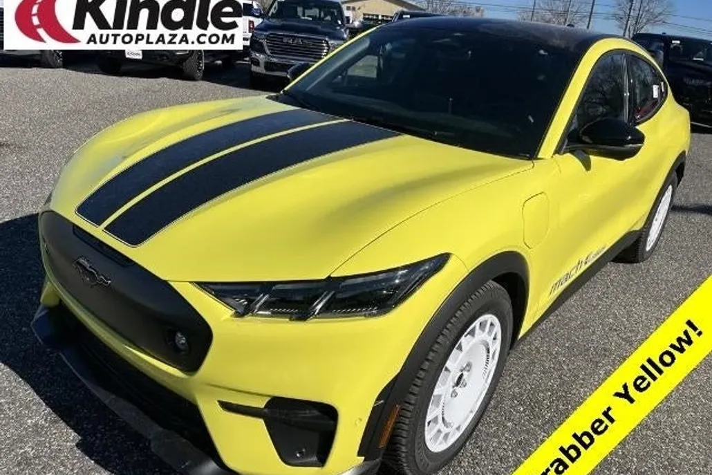2024 Ford Mustang Mach-E GT photo 1