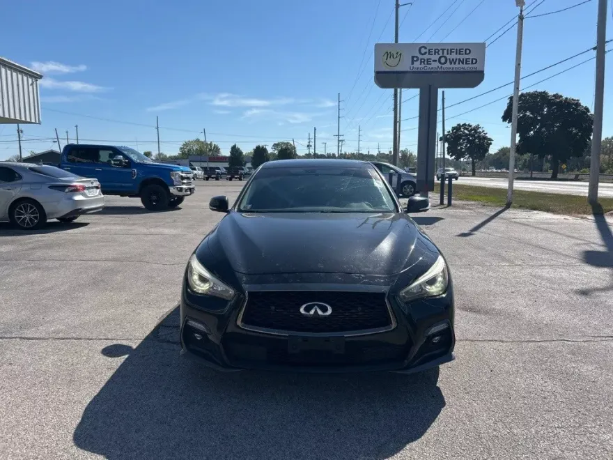 2018 Infiniti Q50 3.0t LUXE photo 1