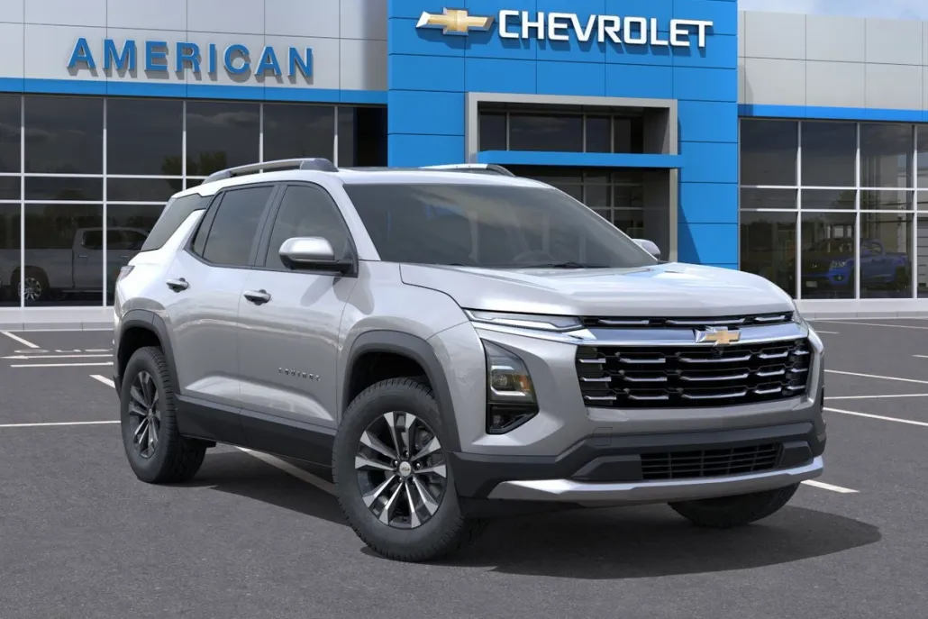 2026 Chevrolet Equinox LT photo 1