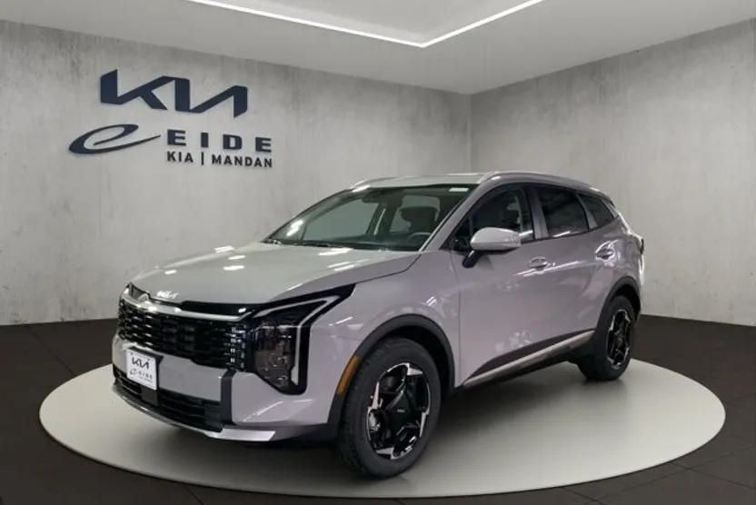 2026 Kia Sportage EX photo 1