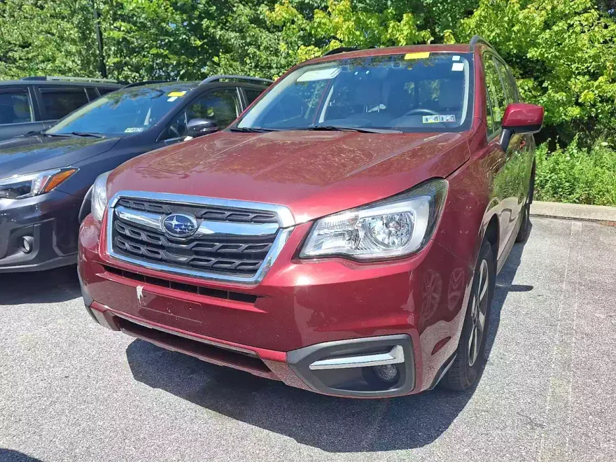 2018 Subaru Forester 2.5i Premium photo 1