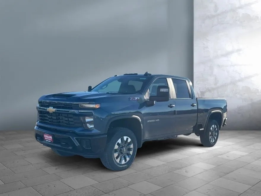 2025 Chevrolet Silverado 2500HD Custom photo 1
