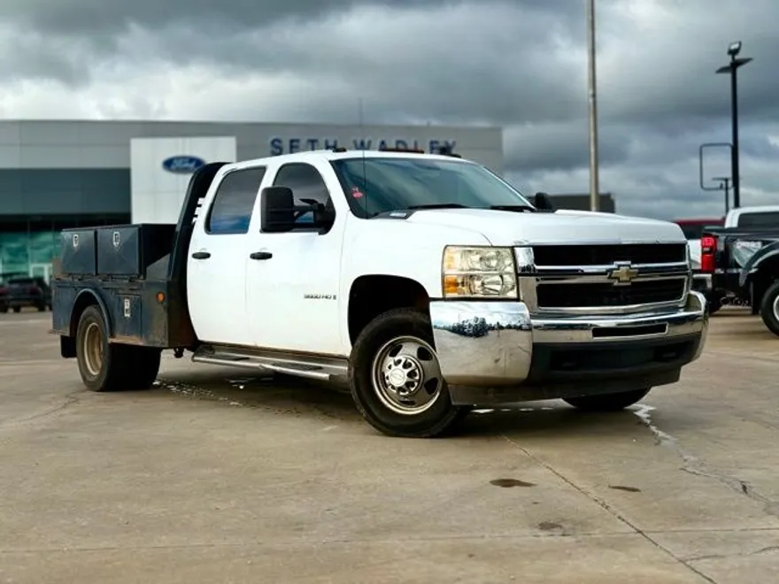2008 Chevrolet Silverado 3500HD LT photo 1