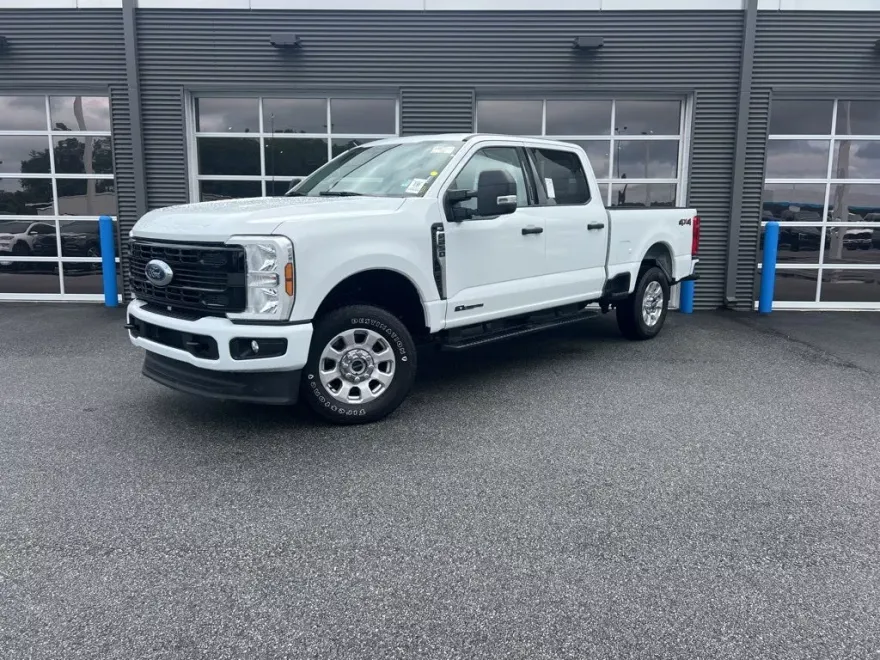 2024 Ford F-250 photo 1