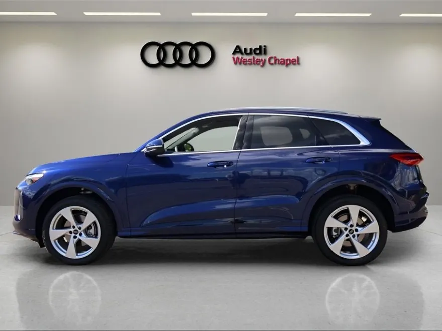 2025 Audi Q5 2.0T Premium Plus photo 1