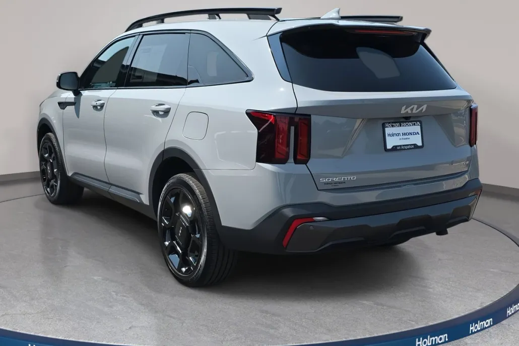 2024 Kia Sorento X-Line EX photo 1