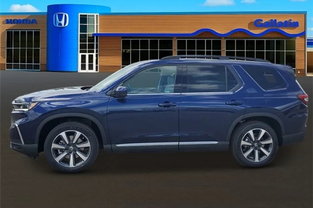 2025 Honda Pilot Touring photo 1