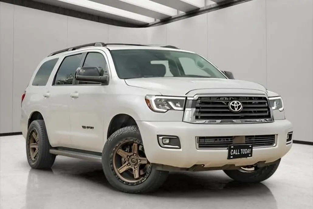 2022 Toyota Sequoia TRD Sport photo 1