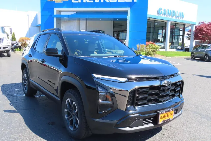 2025 Chevrolet Equinox ACTIV photo 1