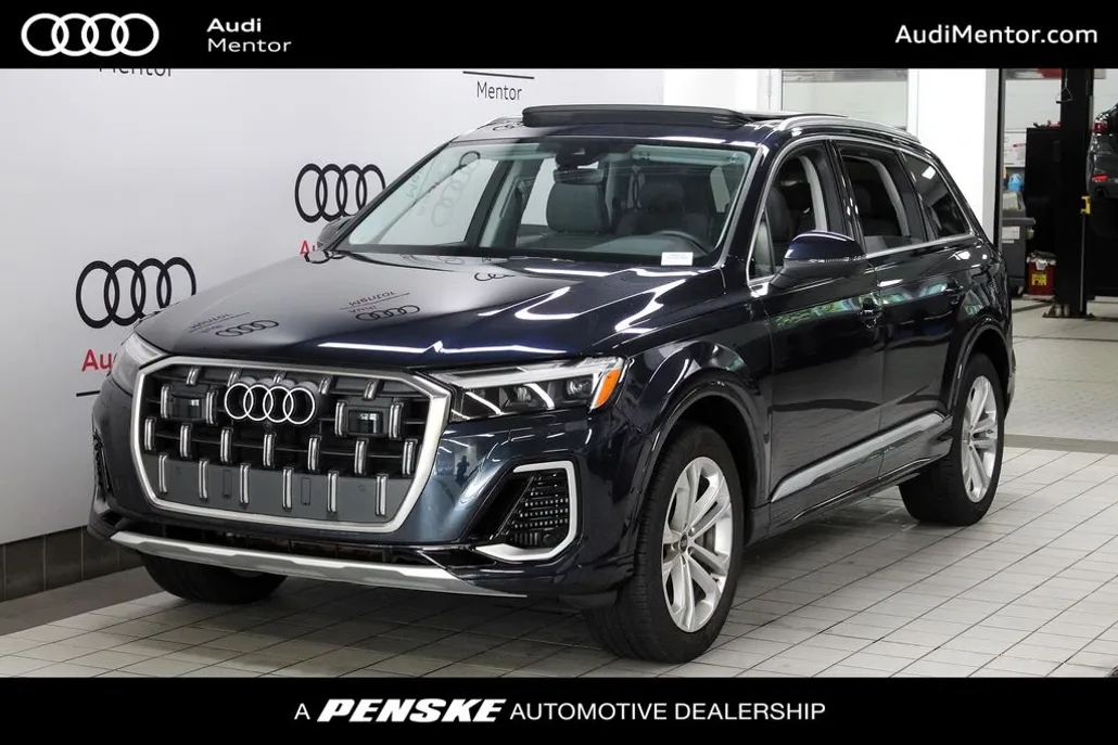 2025 Audi Q7 55 Premium Plus photo 1