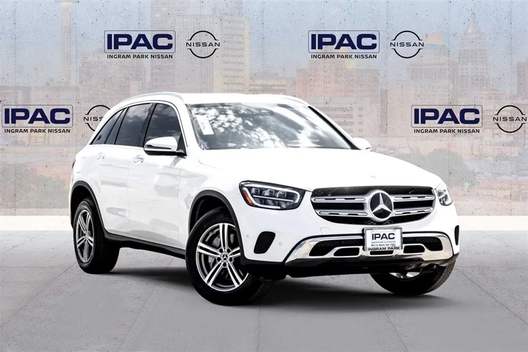 2022 Mercedes Benz GLC 300 photo 1