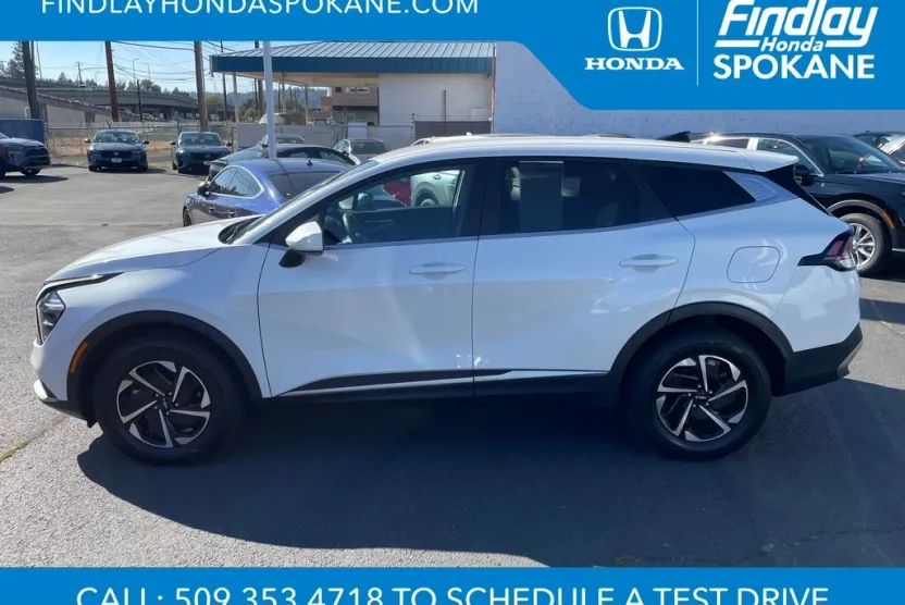 2023 Kia Sportage Hybrid LX photo 1