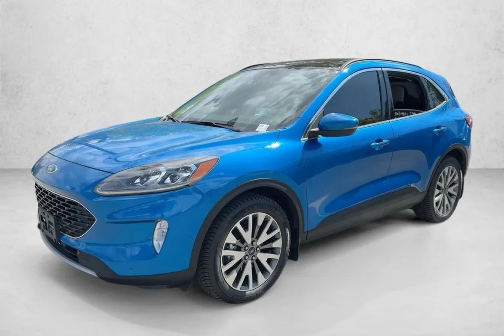 2020 Ford Escape Titanium photo 1