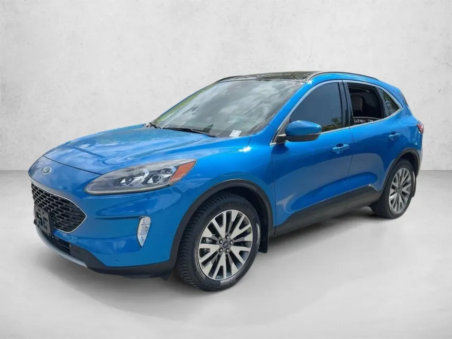2020 Ford Escape Titanium photo 1
