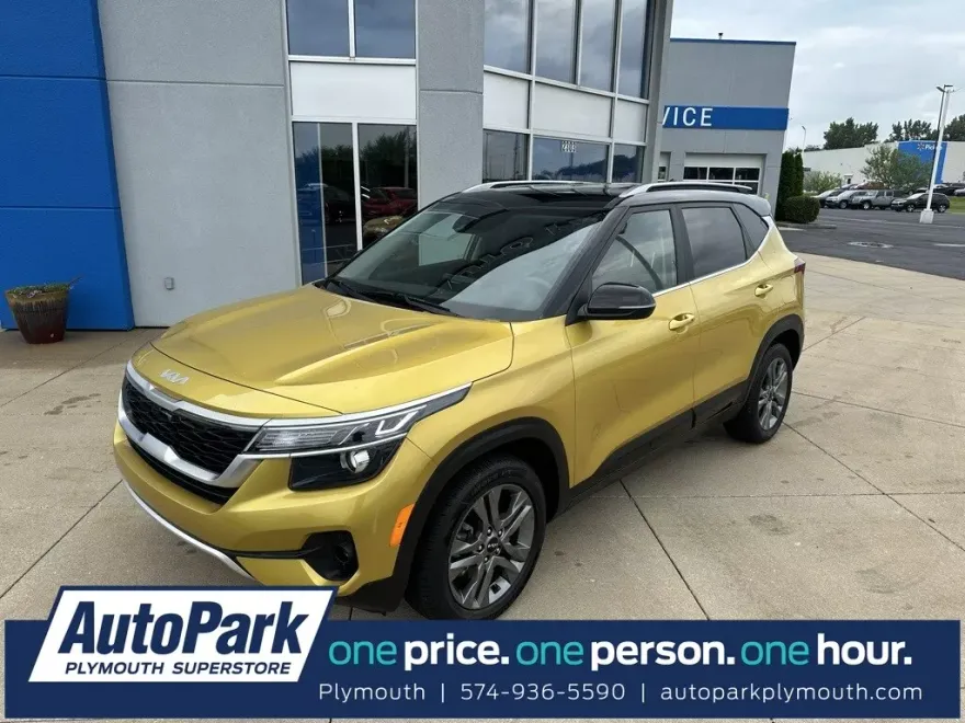 2022 Kia Seltos S photo 1