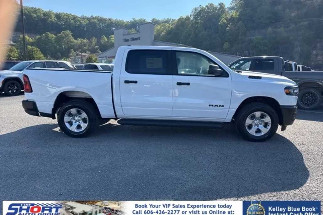 2025 Ram 1500 Tradesman photo 1