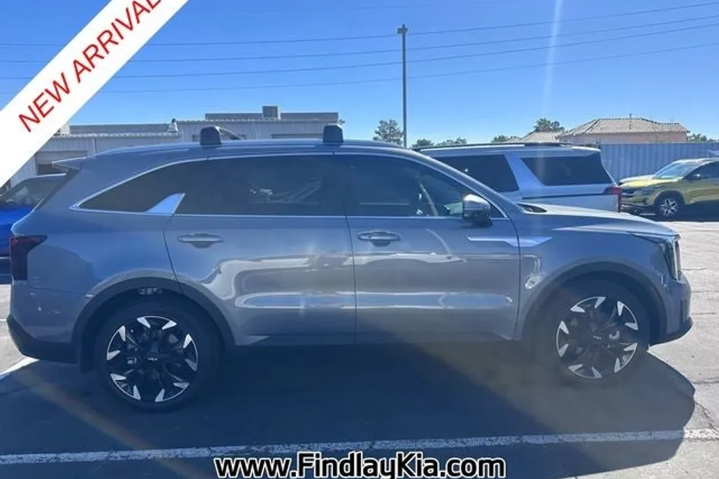2025 Kia Sorento photo 1