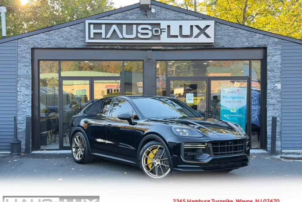 2025 Porsche Cayenne Turbo GT Coupe photo 1