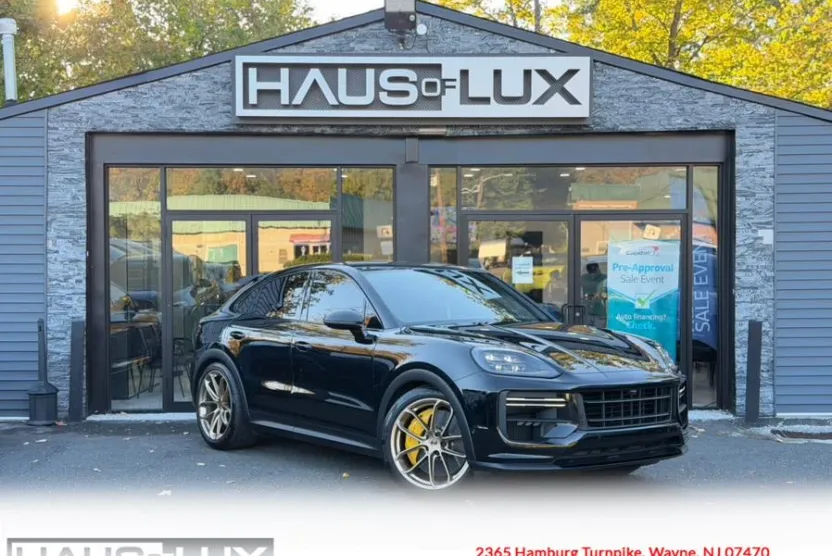 2025 Porsche Cayenne Turbo GT Coupe photo 1