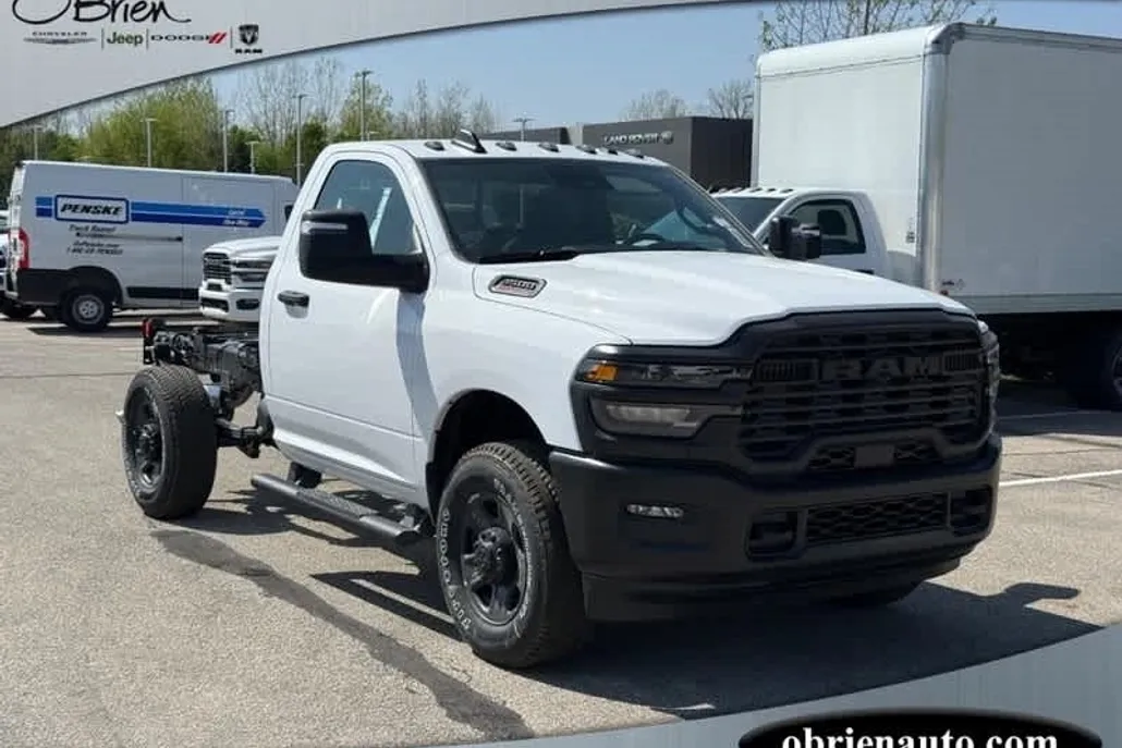 2025 Ram 3500 Tradesman photo 1