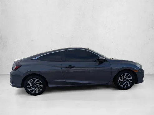 2018 Honda Civic photo 4