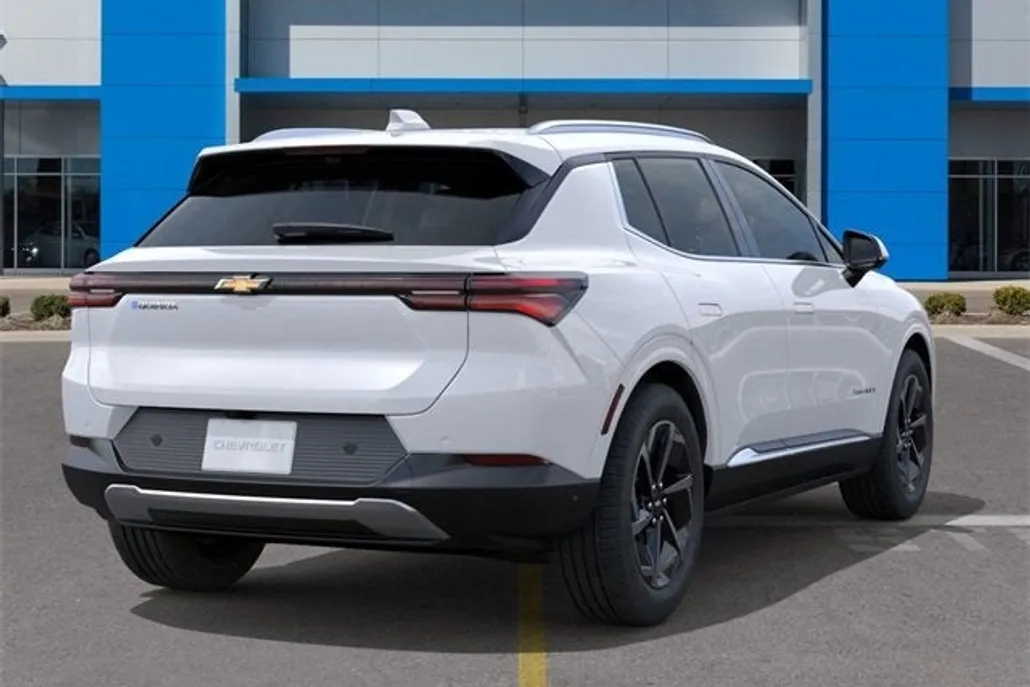 2025 Chevrolet Equinox EV 1LT photo 1