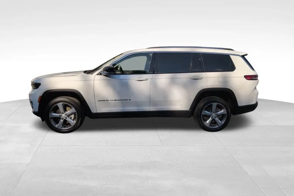 2022 Jeep Grand Cherokee Limited photo 1