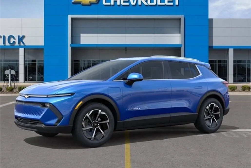 2026 Chevrolet Equinox EV 1LT photo 1