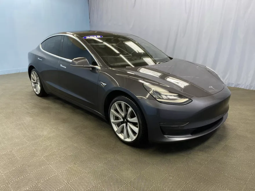 2018 Tesla Model 3 Long Range photo 1