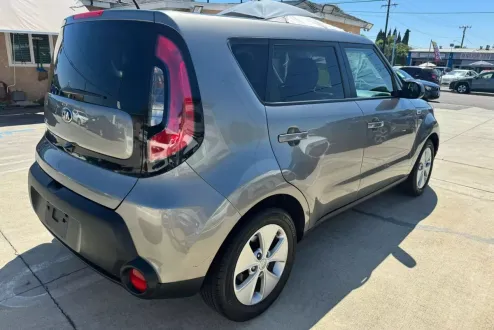 2016 Kia Soul Plus photo 3