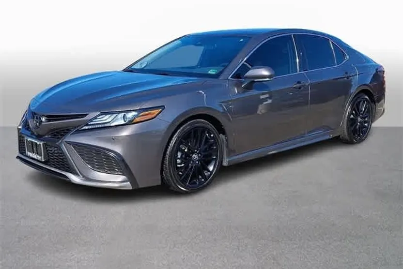 2022 Toyota Camry XSE photo 1