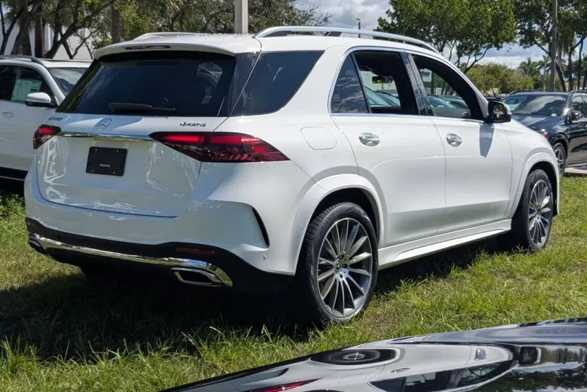2026 Mercedes Benz GLE 450 4MATIC photo 1