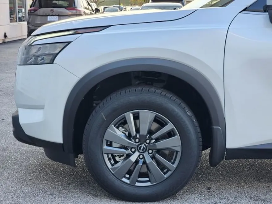 2025 Nissan Pathfinder SV photo 1