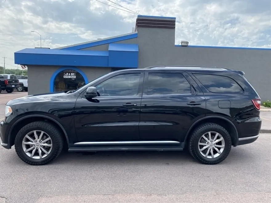 2017 Dodge Durango SXT photo 1